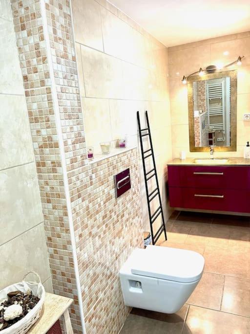 Seahomes Vacations - Coral Sun In Fenals Beach Lloret de Mar Extérieur photo