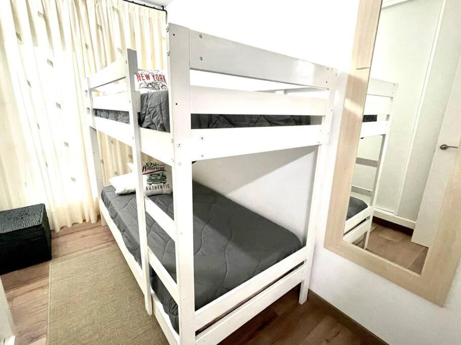 Seahomes Vacations - Coral Sun In Fenals Beach Lloret de Mar Extérieur photo