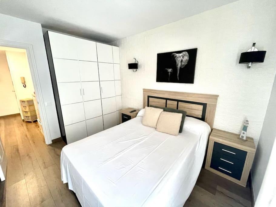 Seahomes Vacations - Coral Sun In Fenals Beach Lloret de Mar Extérieur photo