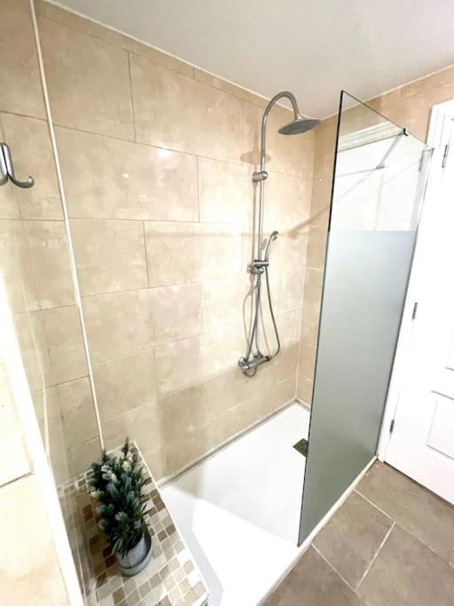 Seahomes Vacations - Coral Sun In Fenals Beach Lloret de Mar Extérieur photo